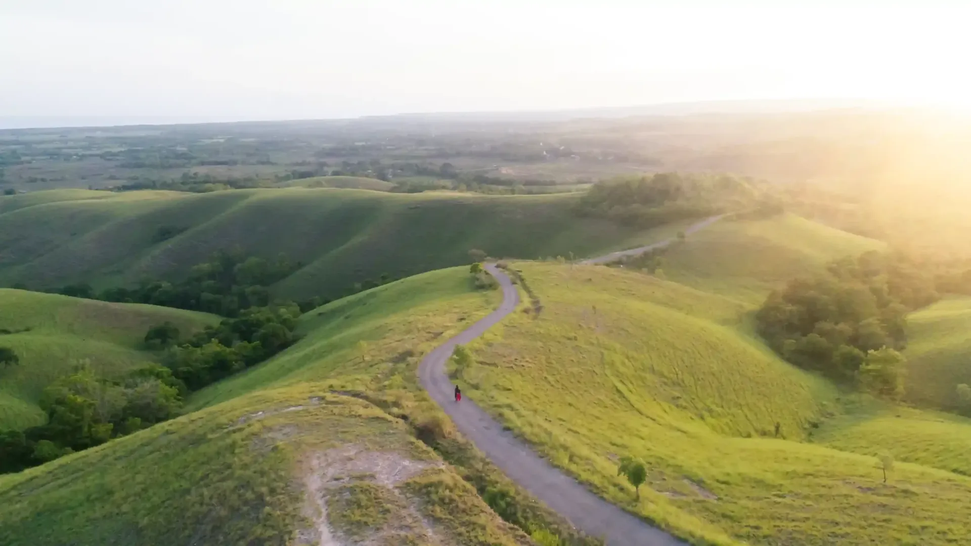 Tanarara Savanna hills, Sumba