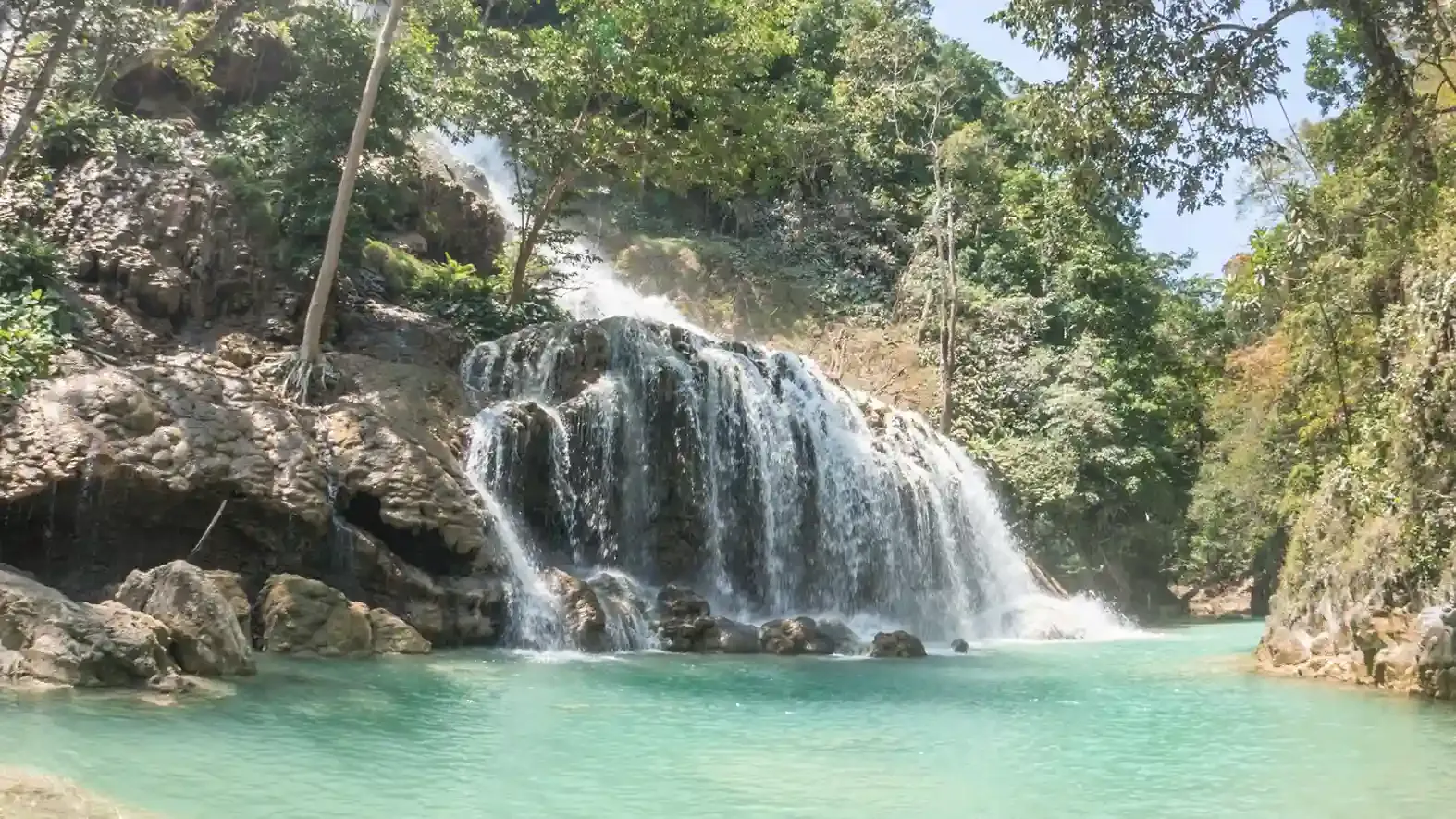 Lapopu Waterfall, Sumba